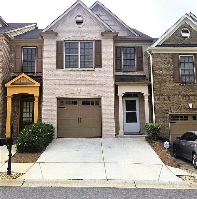 1st image of 2720 Beynon Ln