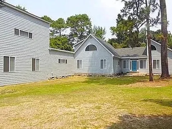 3335 Lake Bend Dr, Fayetteville, NC 28311