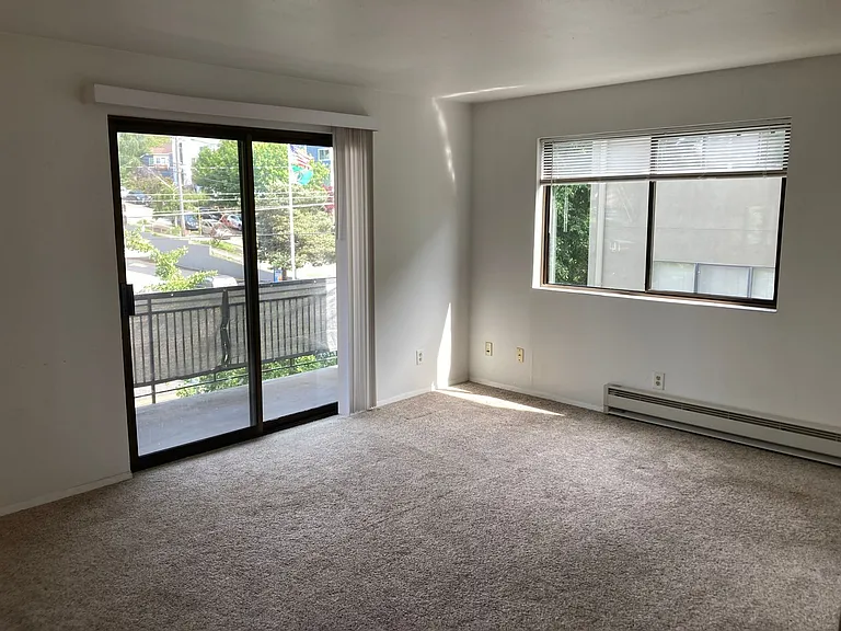 6549 California Ave SW — Photo 26