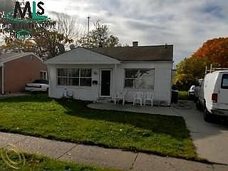 1st image of 13201 Albany St