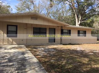 2930 NE 18th Way, Gainesville, FL 32609