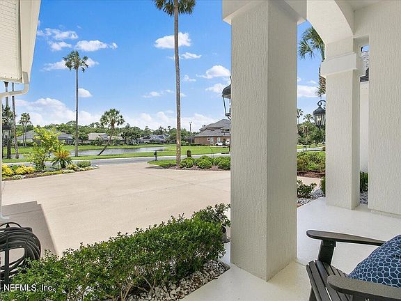 4th image of 376 CLEARWATER Drive