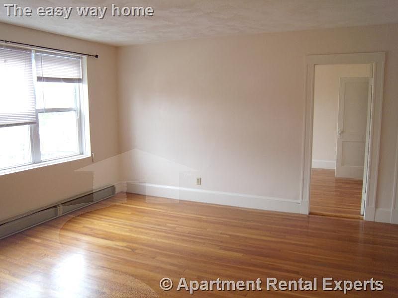 2nd image of 413 Highland Ave #36