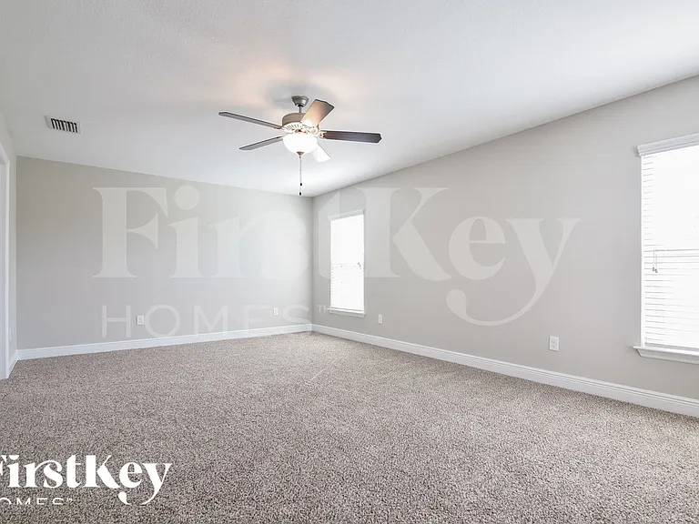 14503 Dunrobin Dr — Photo 9