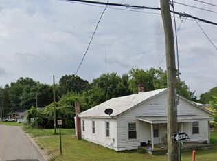 1414 E Washington St, Petersburg, VA 23803