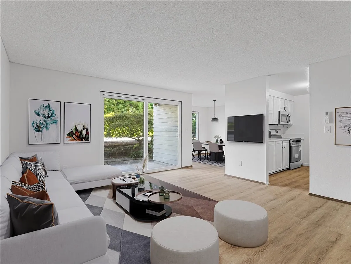 virtual staging - 9680 SW Marjorie Ln #2