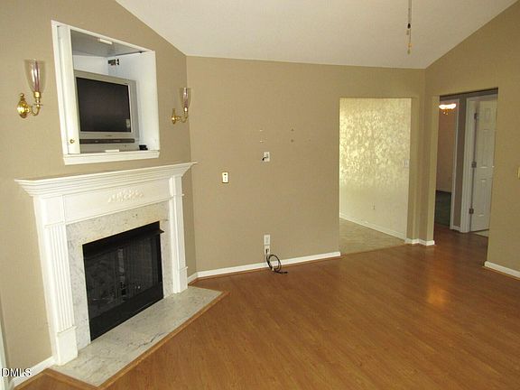 3rd image of 3582 Copper Creek Ln