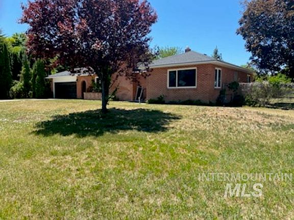 2nd image of 285 Eastland Dr N