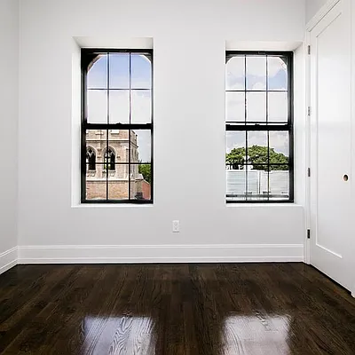 Rented by Lofts and Flats LLC | media 14