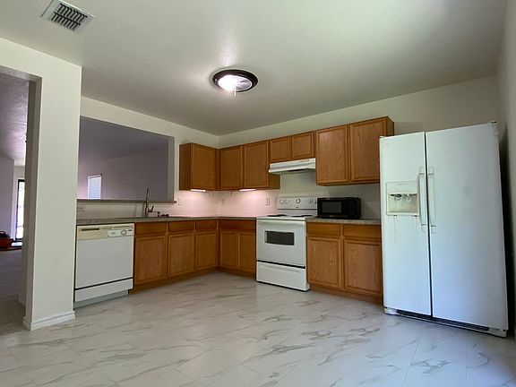3rd image of 7022 Wax Berry Dr