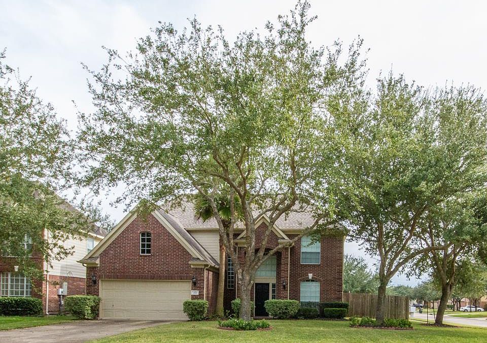 1st image of 2132 Crimson Lake Ln