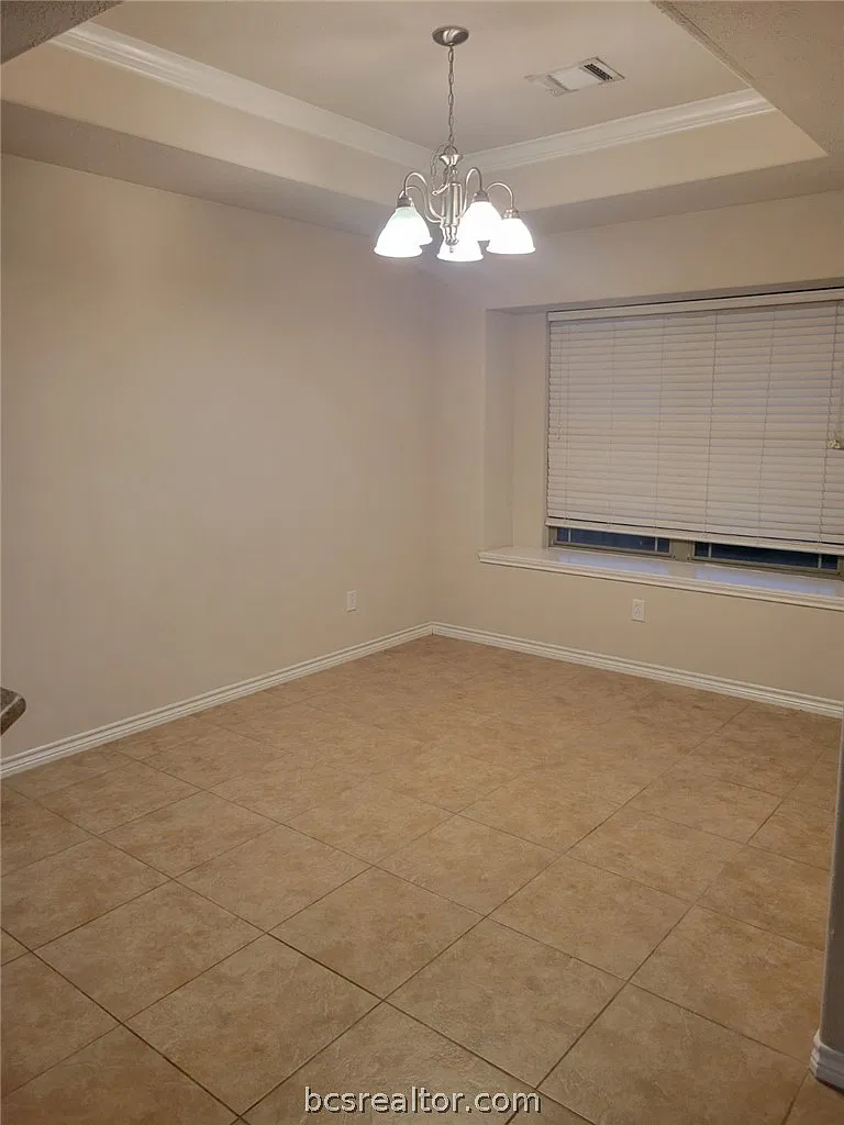 3 bed, 1568 sqft, $1,900 — Photo 4