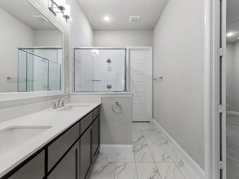 4123 Curtiss Dr — Photo 11