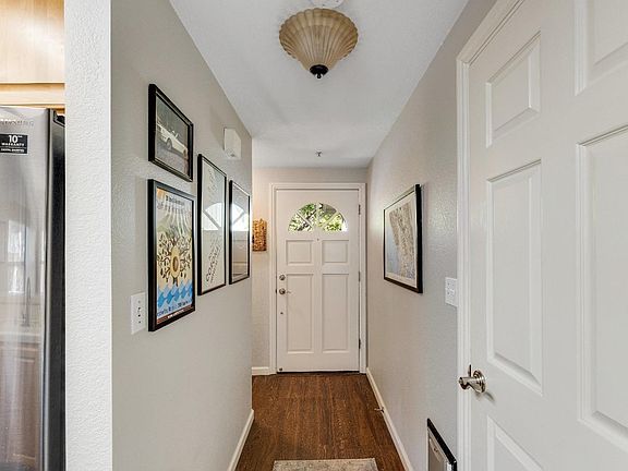 5th image of 3234 Villa Lane