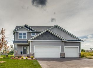 1357 Meadow Ln, Shakopee, MN 55379