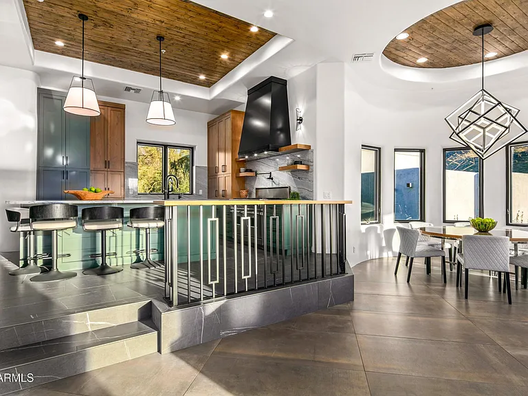 10029 E Calle De Las Brisas — Photo 24
