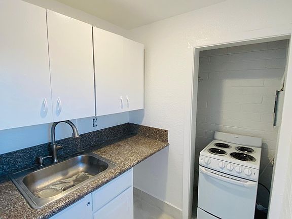 2nd image of 246 W Philadelphia Ave #4