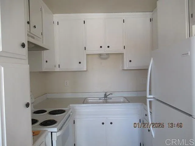 1237 E 18th St E #1237 — Photo 8