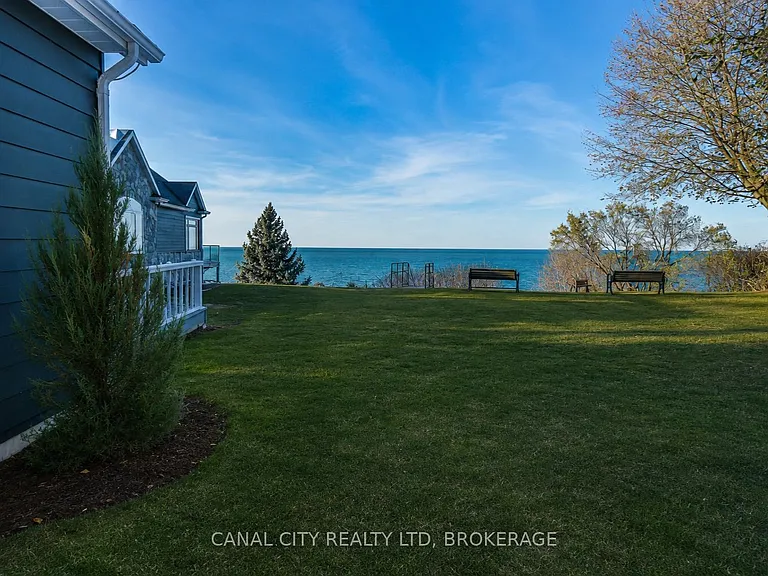6 Colton Ave — Photo 33