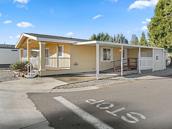 2nd image of 3431 S Pacific Hwy Space 17