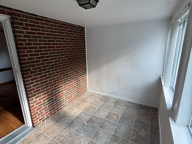 2392 Warrensville Center Rd #A — Photo 7