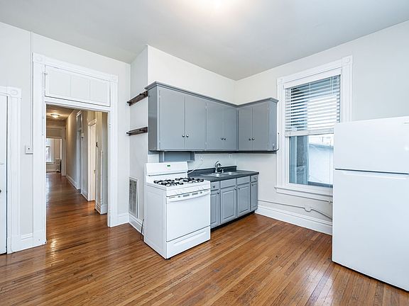 4th image of 3127 W Franklin St APT 2