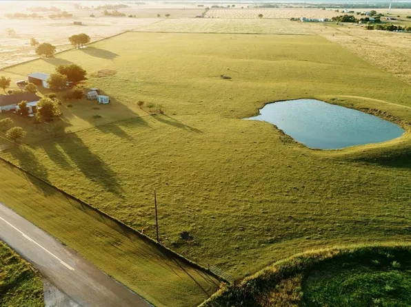 2951 Fm 936, Hubbard, TX 76648