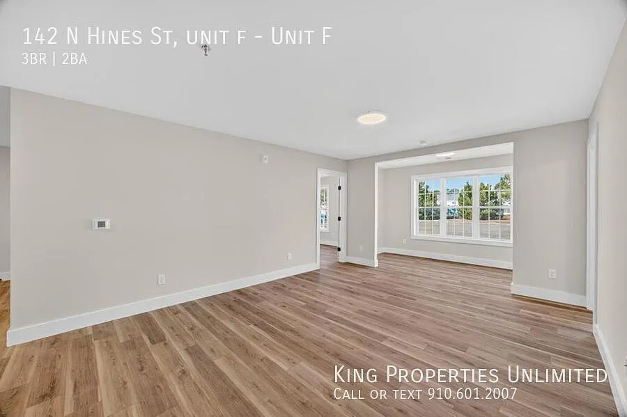 Building Photo - 142 N Hines St #F