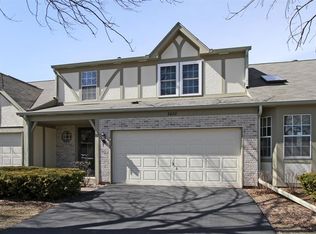 1480 W Sapphire Dr, Hoffman Estates, IL