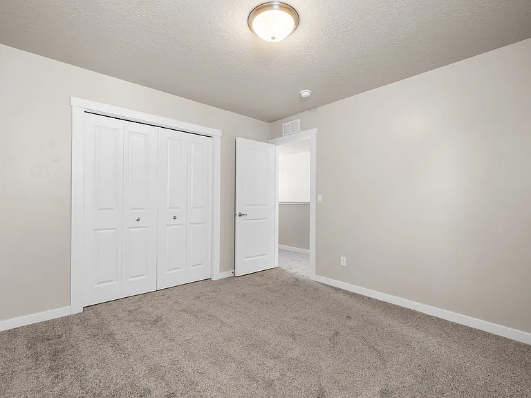 4061 E Esperanto St — Photo 14
