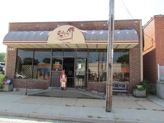 1st image of 373 E Pine St
