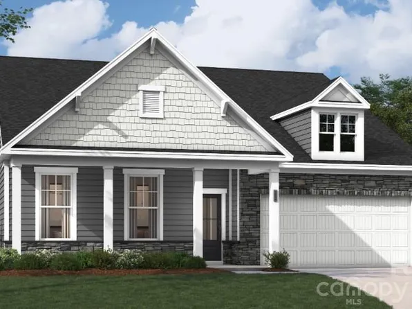 976 Exeter Dr, Sherrills Ford, NC 28673