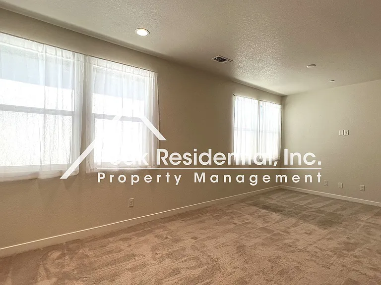 3283 Warbler Ct — Photo 14