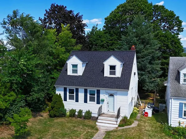 304 S Cleveland Ave, Hagerstown, MD 21740