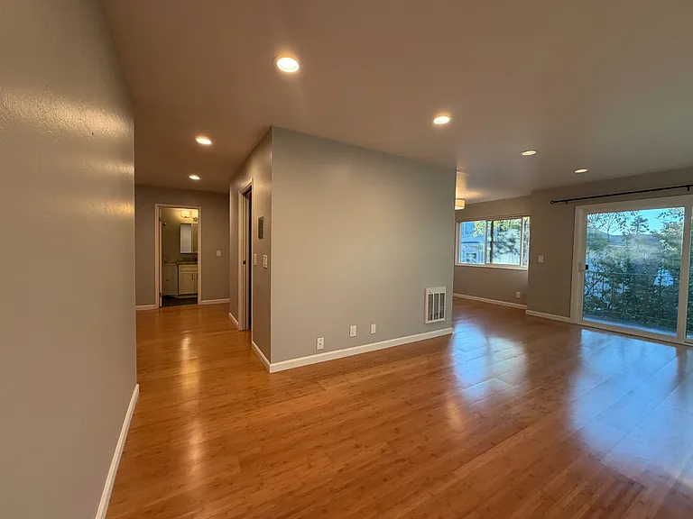 94 Bayo Vista Ave #305 — Photo 16
