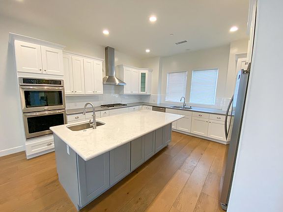 4th image of 18323 W Columbus Cir