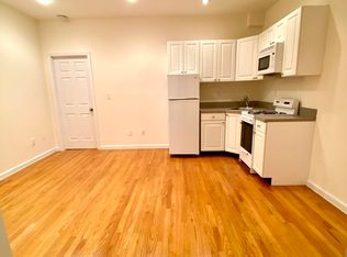 506 E 82nd St #GF, New York, NY 10028