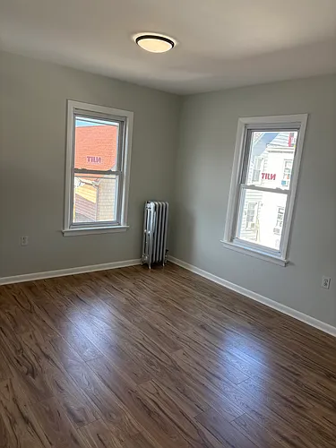 109 Union Ave Photo 1