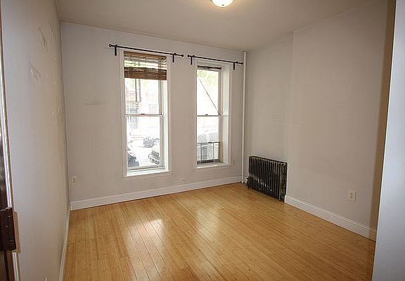 5th image of 238 Sackett St #1