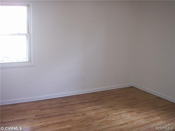 4th image of 315 Hunt Ave