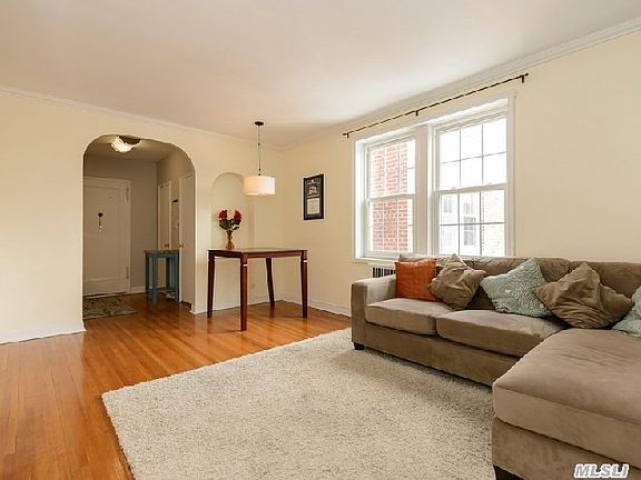 2nd image of 15 Gaynor Ave