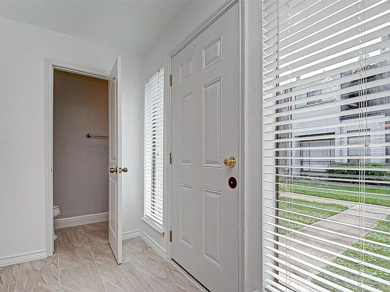 8312 Augustine Dr #D — Photo 3