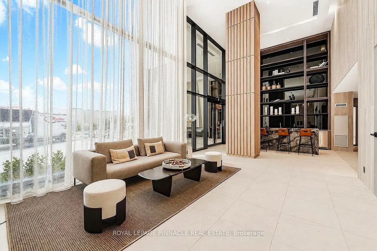 2 bed, $2,500 — Photo 4