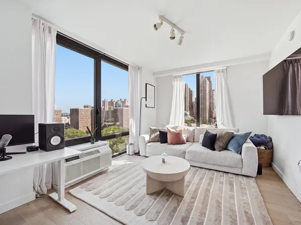 1790 Third Avenue image 1 of 10