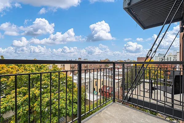 Rented by Rennit Inc. | media 3