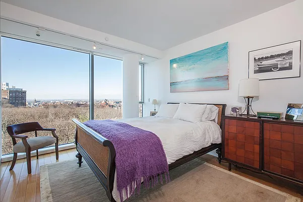 Rented by Compass | media 14