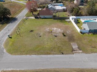 1744 Mallard Dr, Panama City, FL 32404