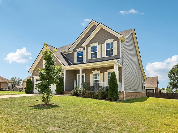 3rd image of 4014 Bluebell Ln