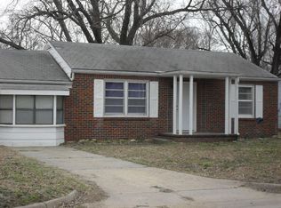 1016 N 9th St, Arkansas City, KS 67005