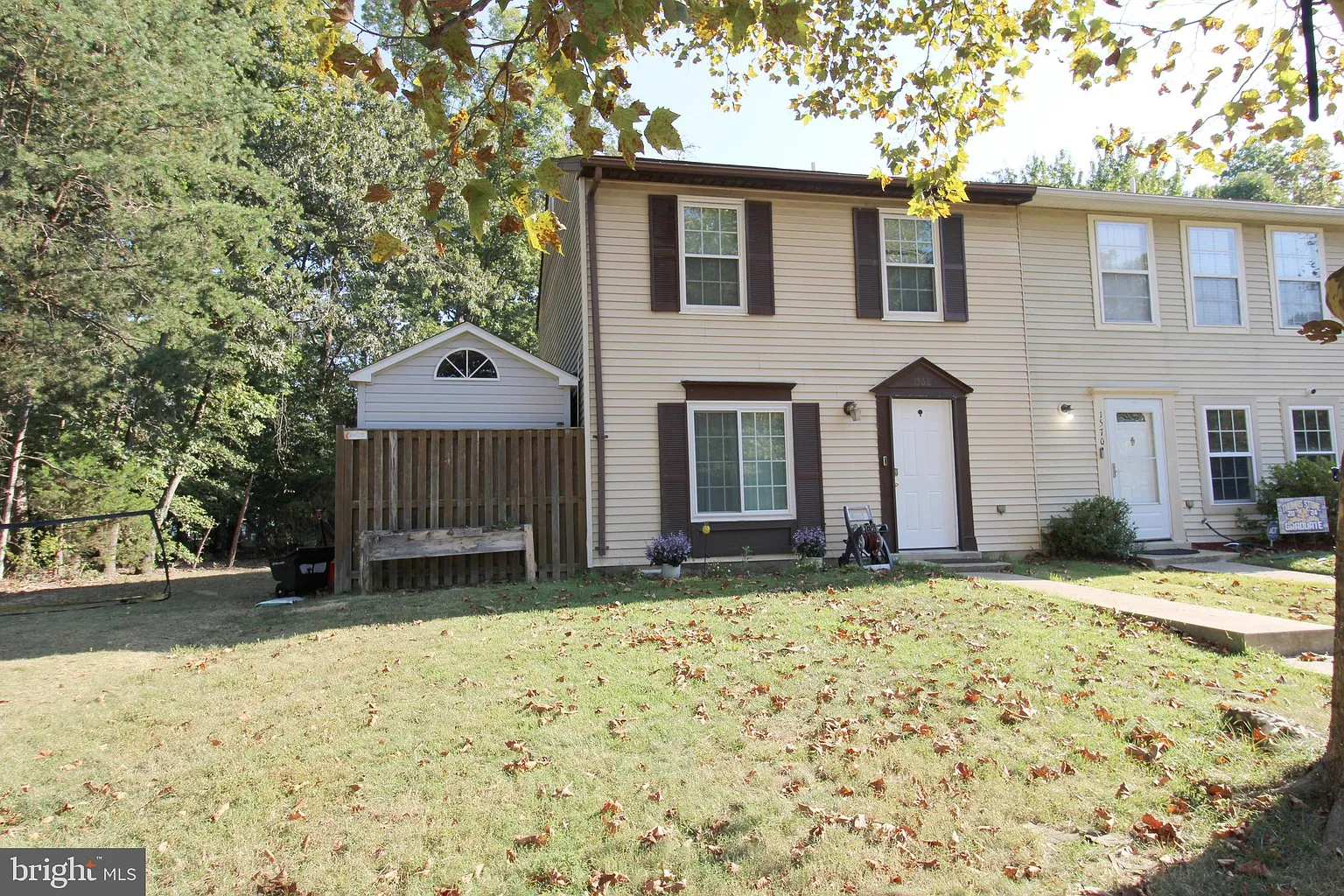 1568 Pin Oak Dr photo 1